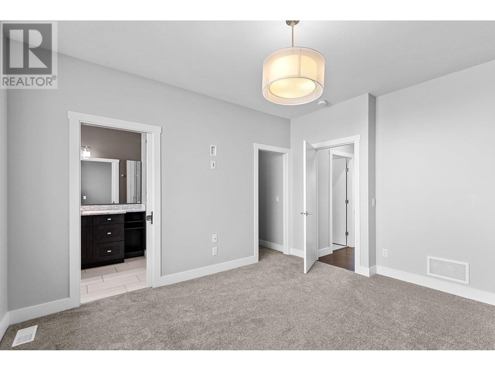 272 Upper Canyon Drive North, Kelowna