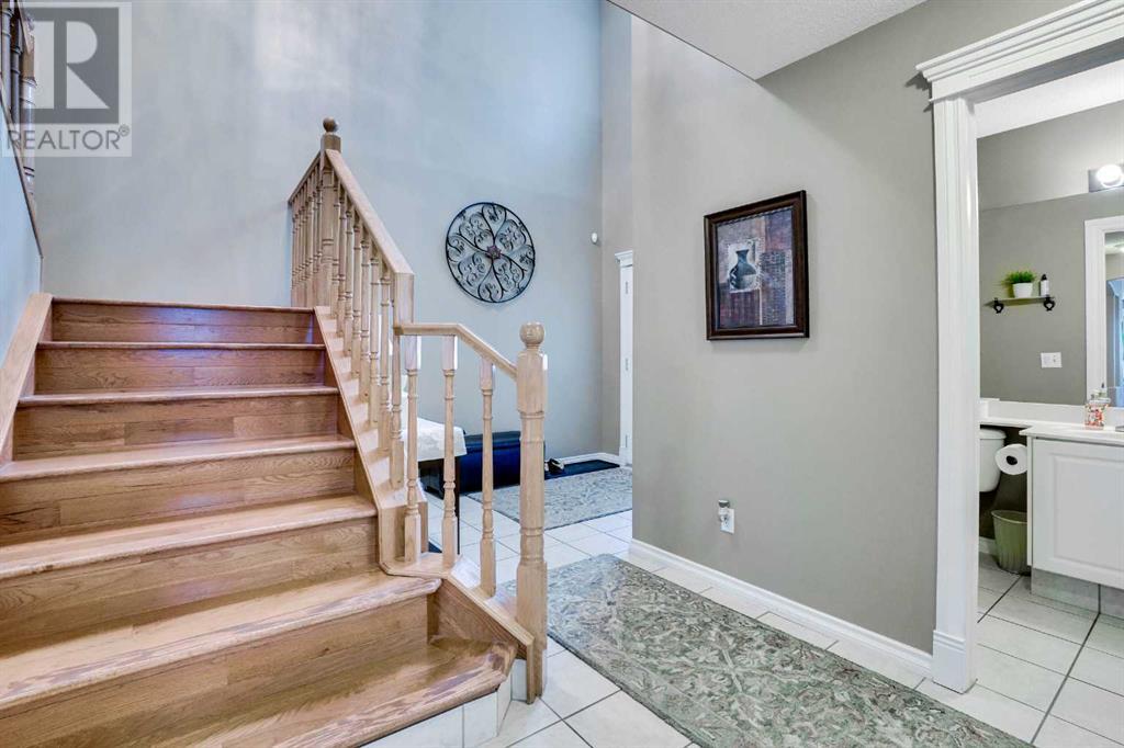 Single Family House for Sale in  Tuscany Meadows Common NW Tuscany Calgary 