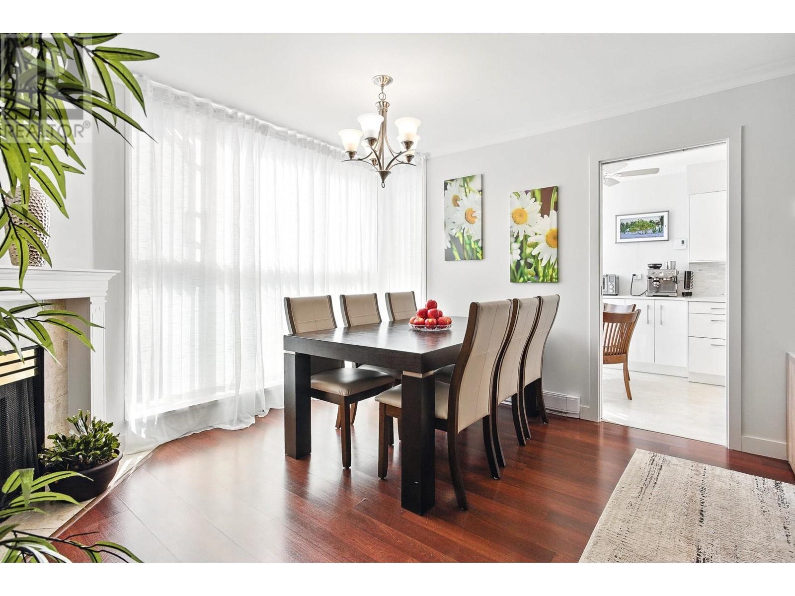 Photo 10 of 303 7700 Gilbert Road, Richmond BC