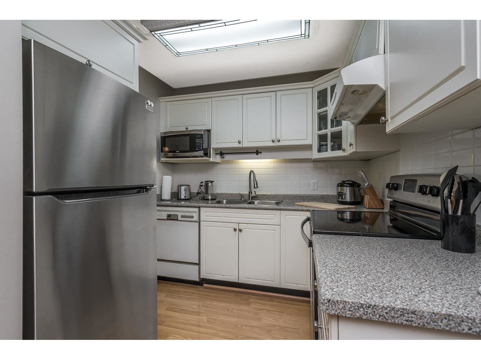 210 20177 54A AVENUE, Langley