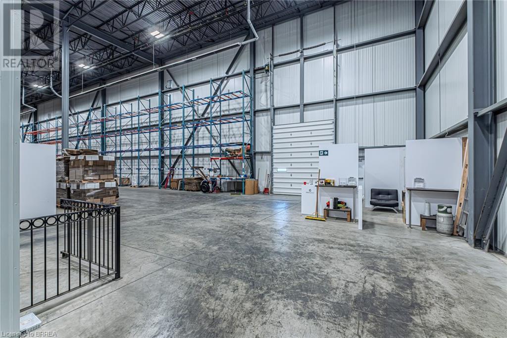 Photo 6 of 11 Ambitious Court Unit Bldg B 1, Hamilton ON
