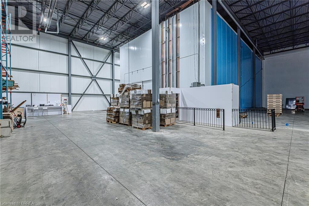 Photo 8 of 11 Ambitious Court Unit Bldg B 1, Hamilton ON