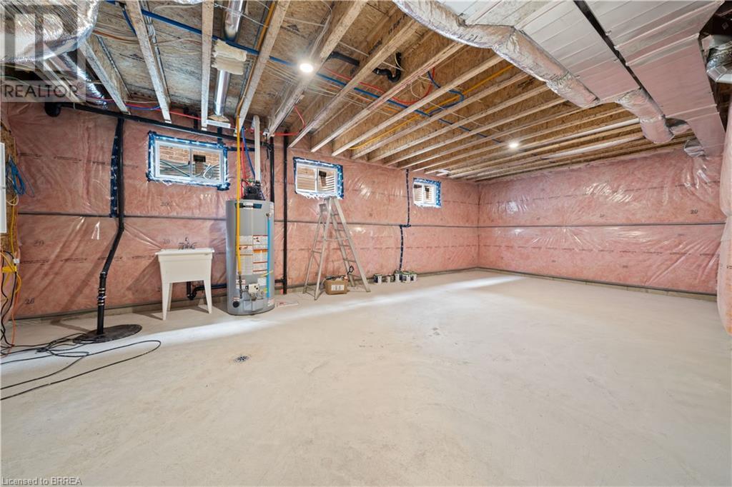 Photo 39 of 141 Parkside Drive, Brantford ON