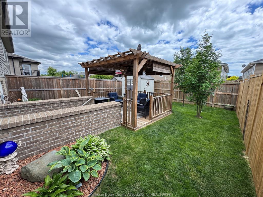 Photo 33 of 17 Woodland Street, Kingsville ON