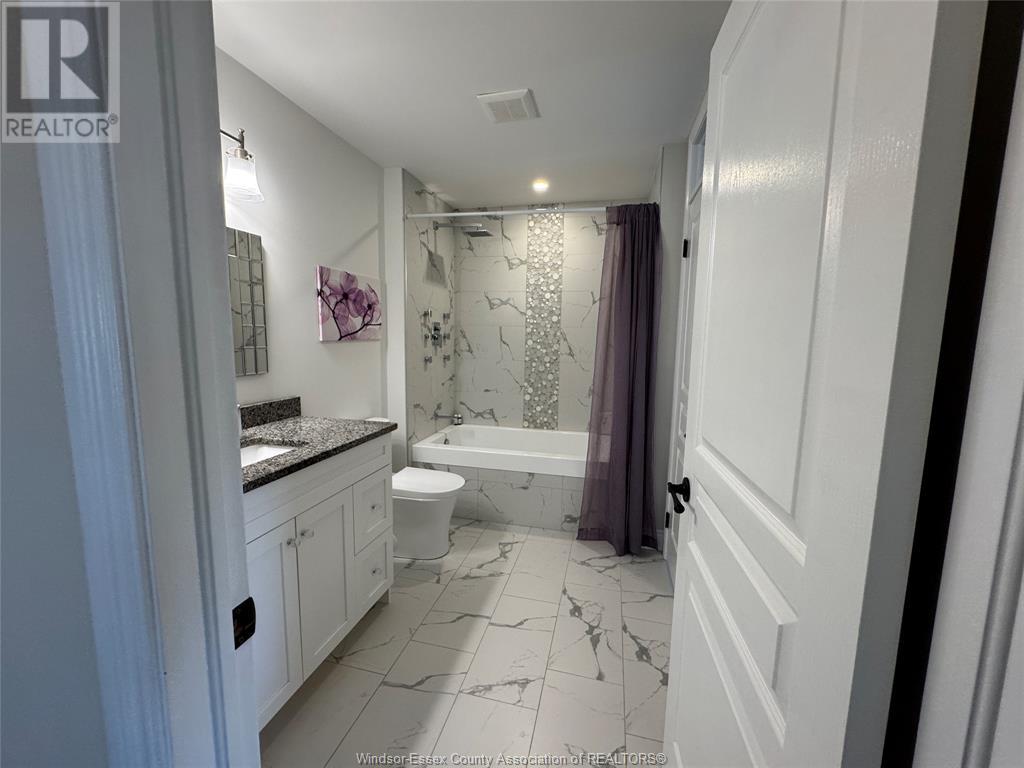Photo 19 of 17 Woodland Street, Kingsville ON