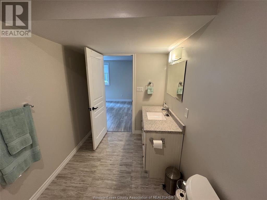 Photo 30 of 17 Woodland Street, Kingsville ON