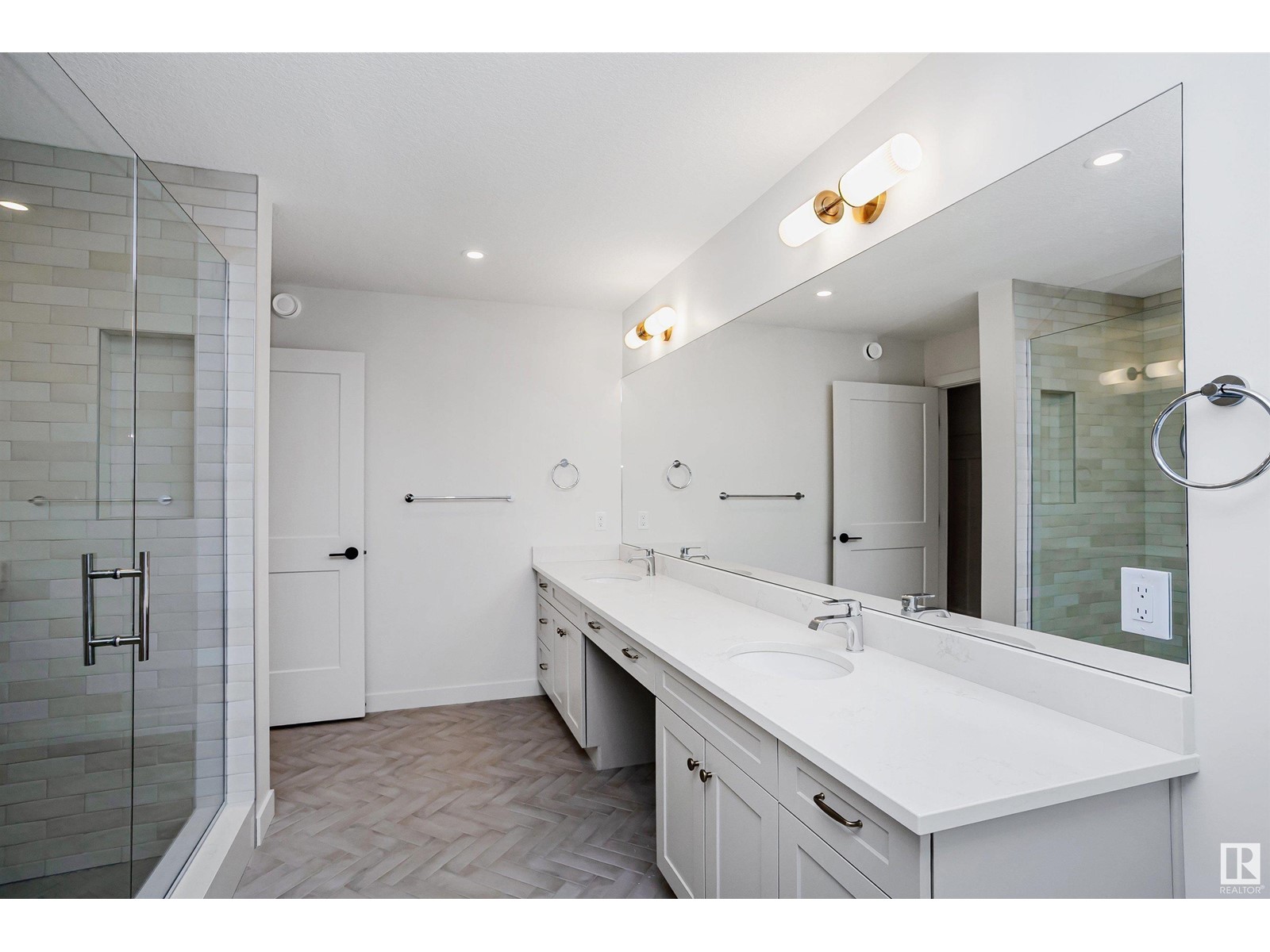 49 JUBILATION DR, St. Albert
