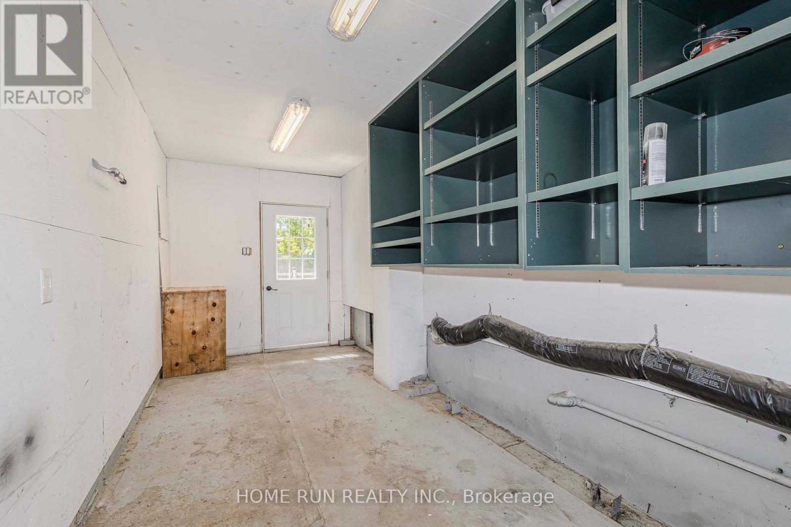 Photo 38 of 92 Meadowlands Drive, Ottawa ON