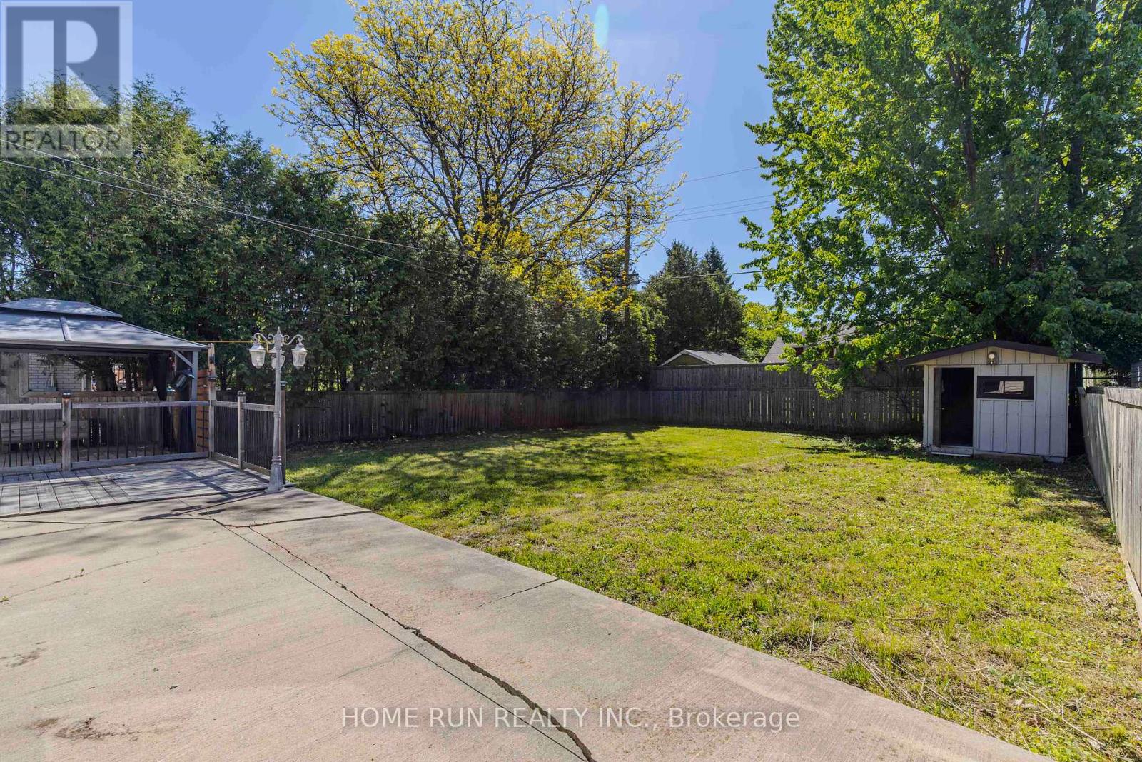 Photo 44 of 92 Meadowlands Drive, Ottawa ON