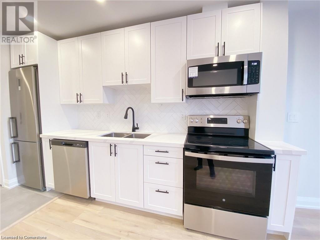 Photo 3 of 588 Barton Street E Unit 21, Hamilton ON