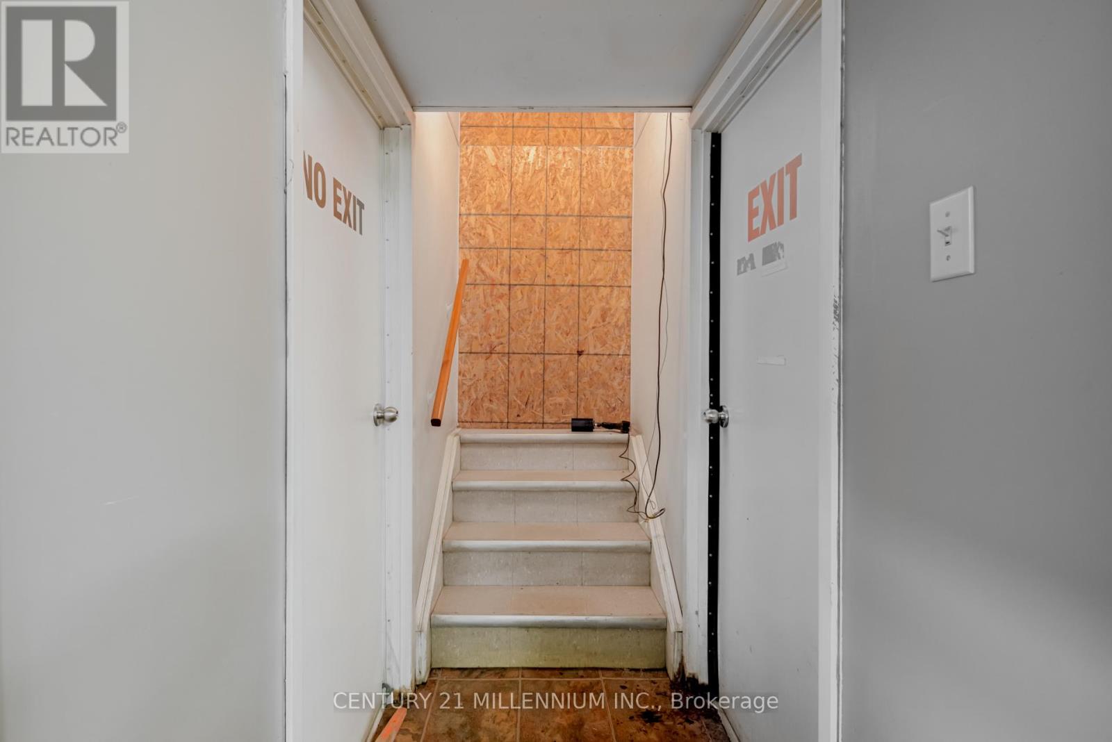 Photo 13 of 2073 Piper Lane, London East ON