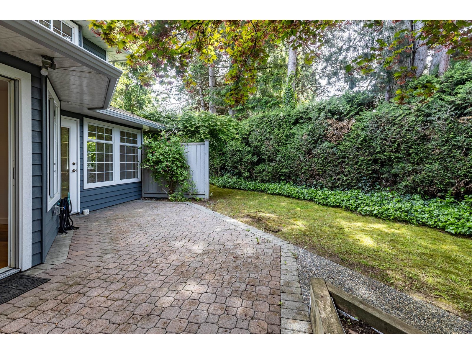 101 16335 14 AVENUE, White Rock
