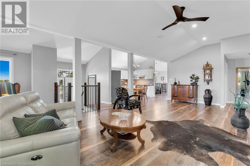 Photo 18 of 6724 Elcho Road, West Lincoln ON