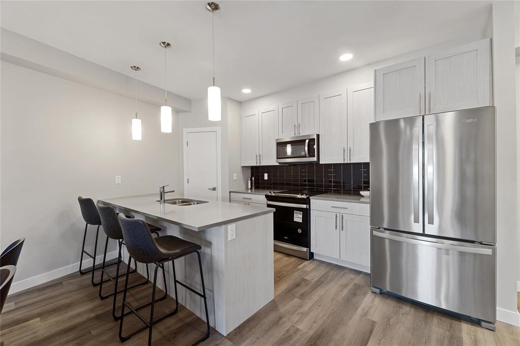 Photo 11 of 136 1505 Molson Street, Winnipeg MB