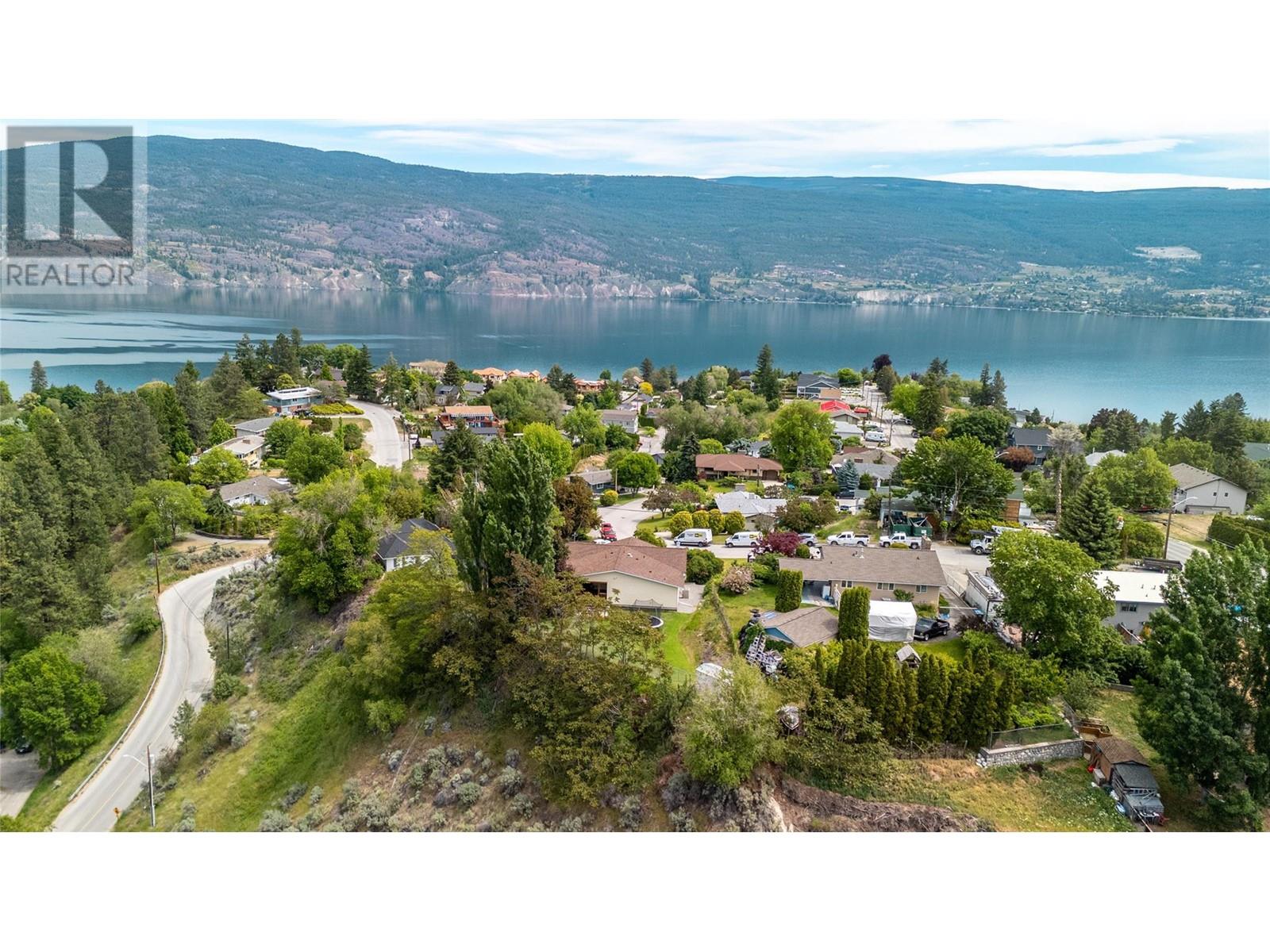 6528 Lipsett Crescent, Summerland