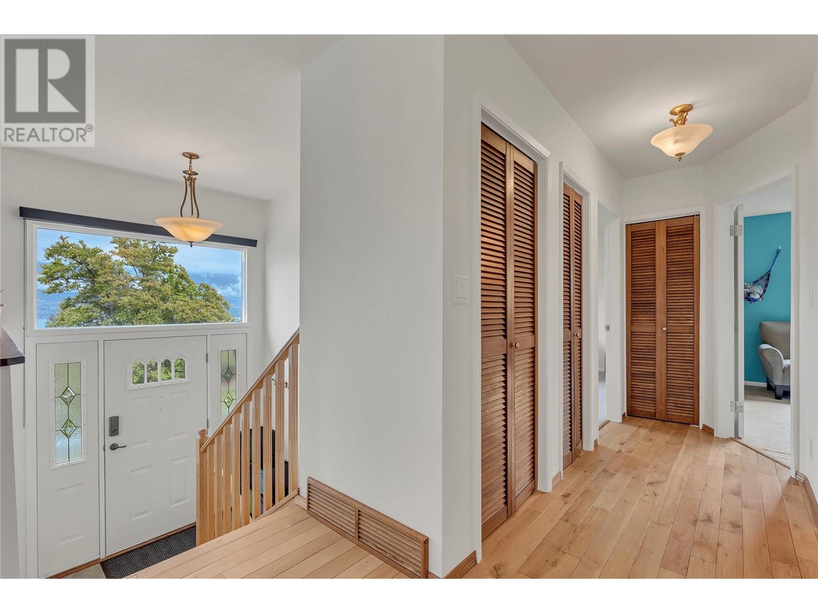 6528 Lipsett Crescent, Summerland
