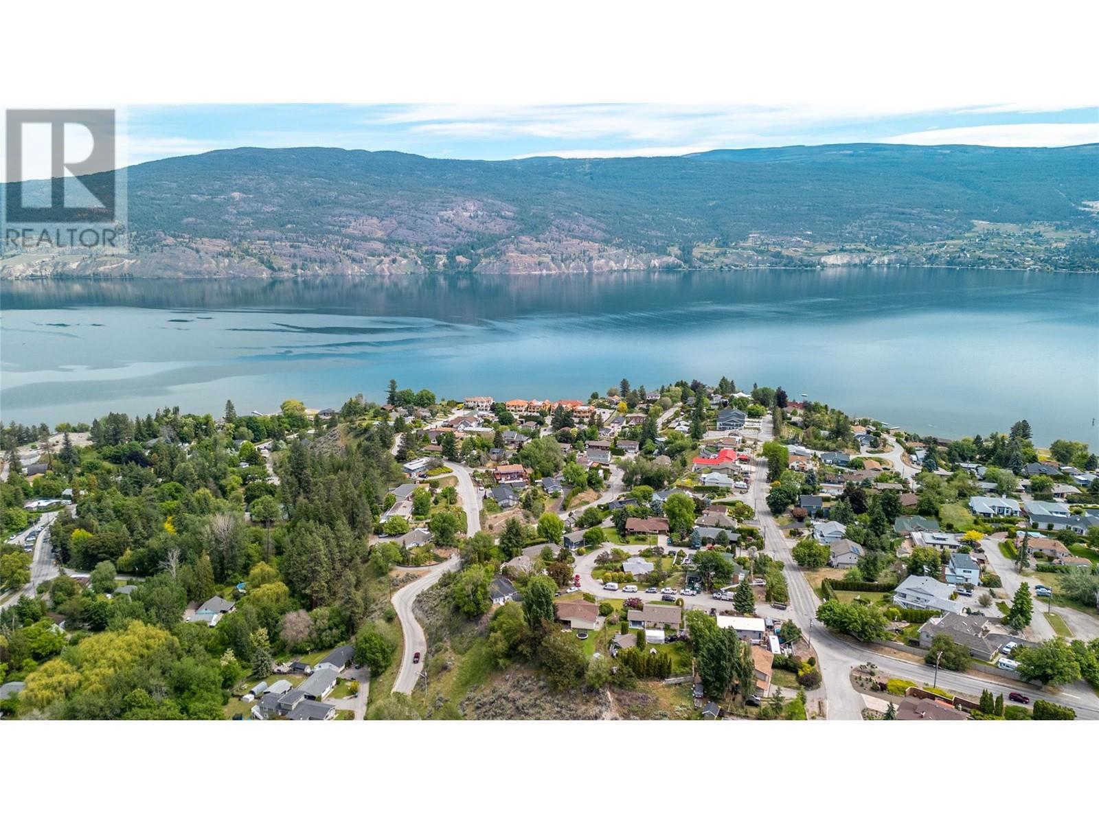 6528 Lipsett Crescent, Summerland