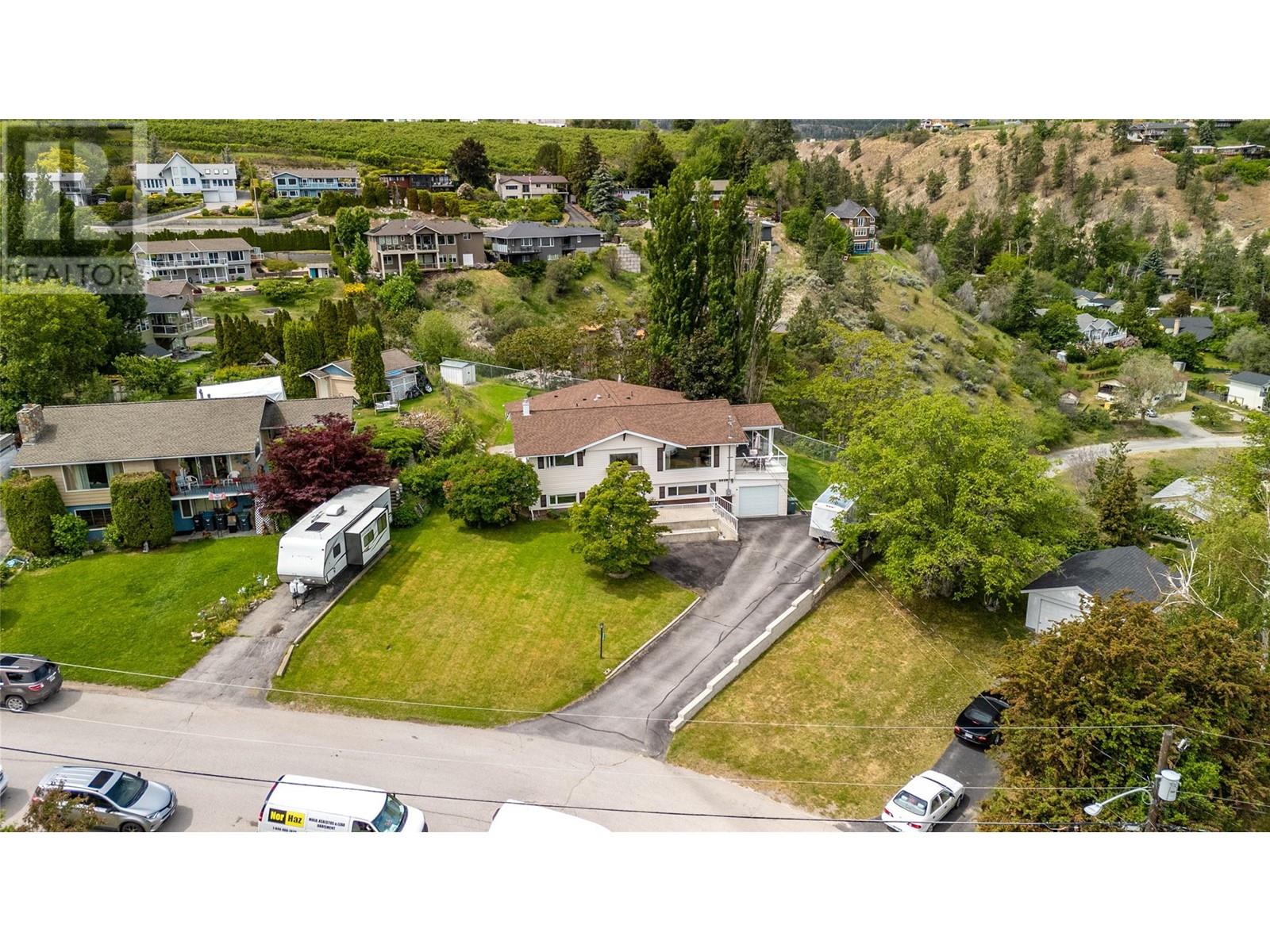 6528 Lipsett Crescent, Summerland