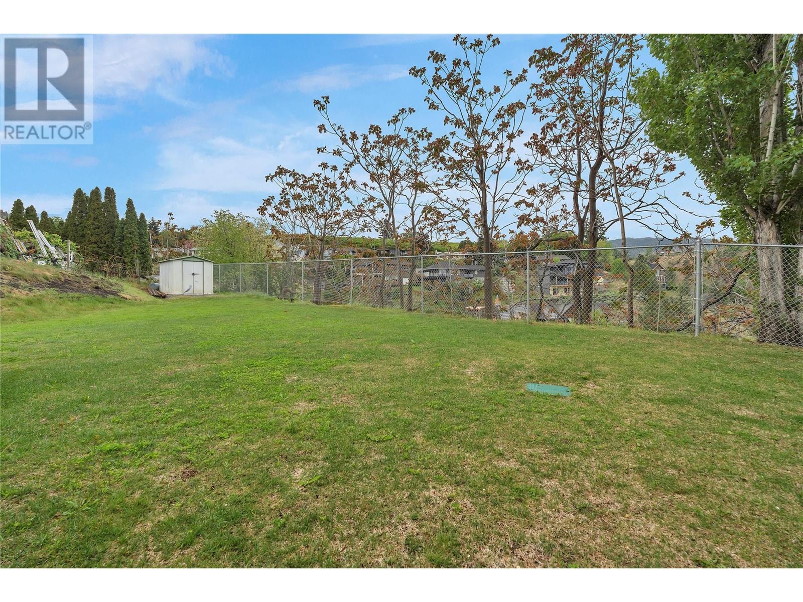 6528 Lipsett Crescent, Summerland