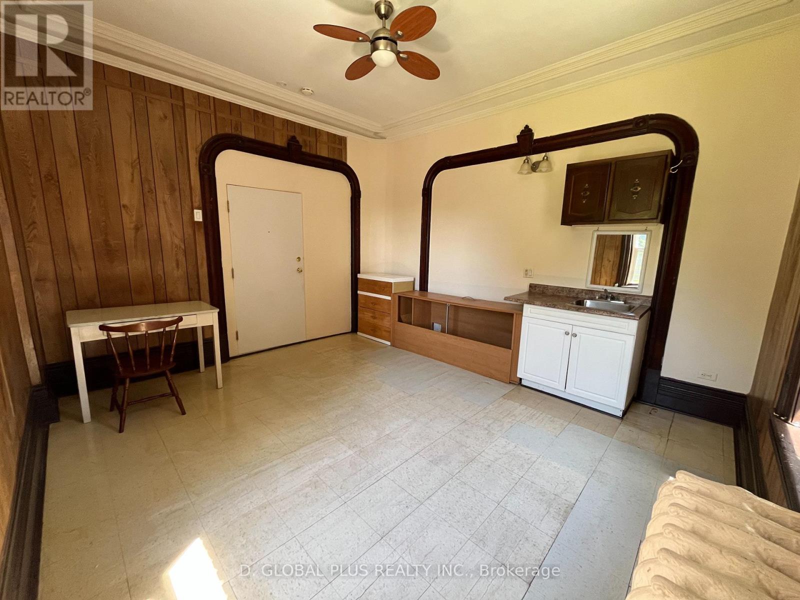 Photo 8 of 110 York Street, Cornwall ON