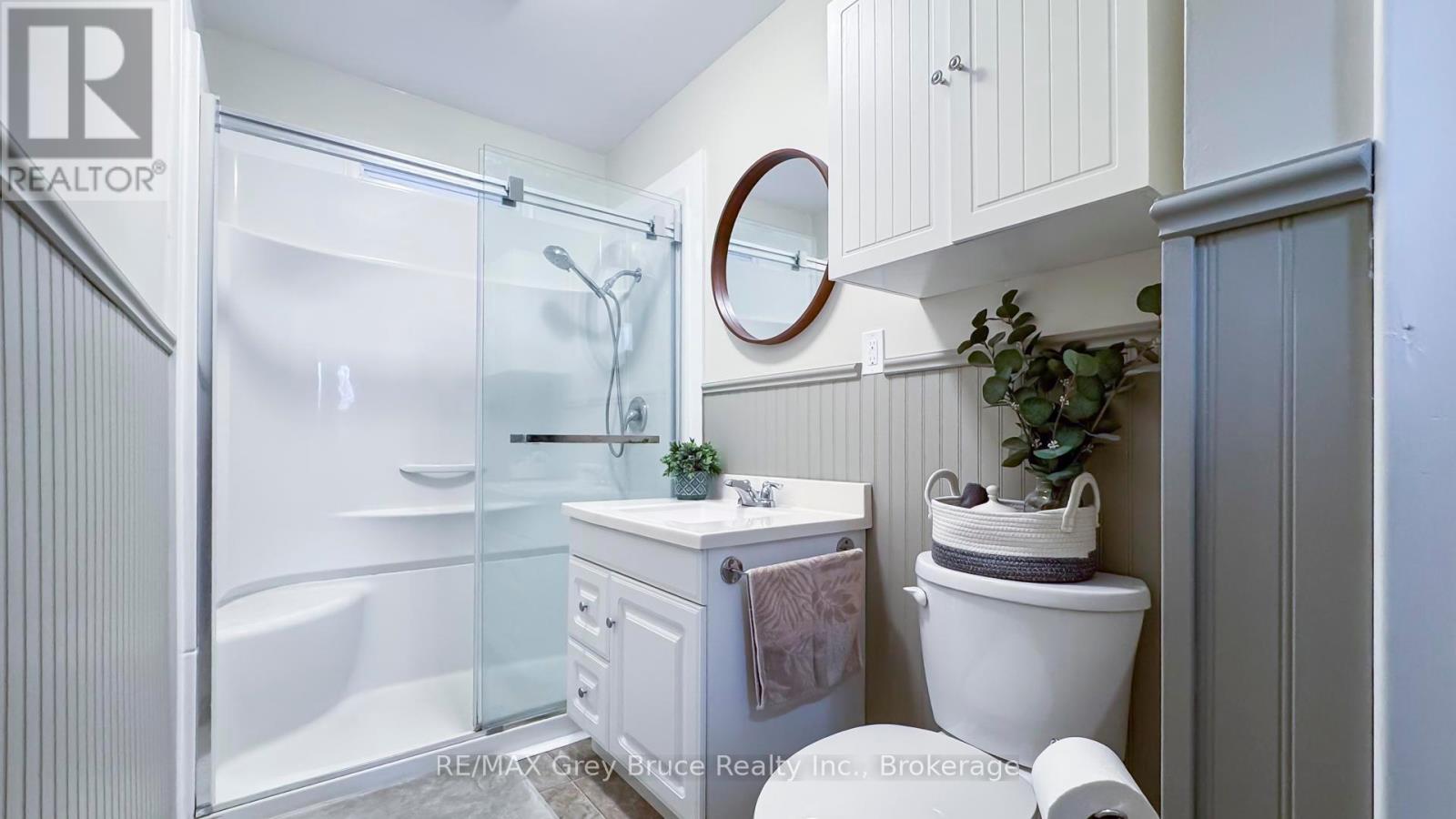 Photo 23 of 247 Albert Street S, West Grey ON