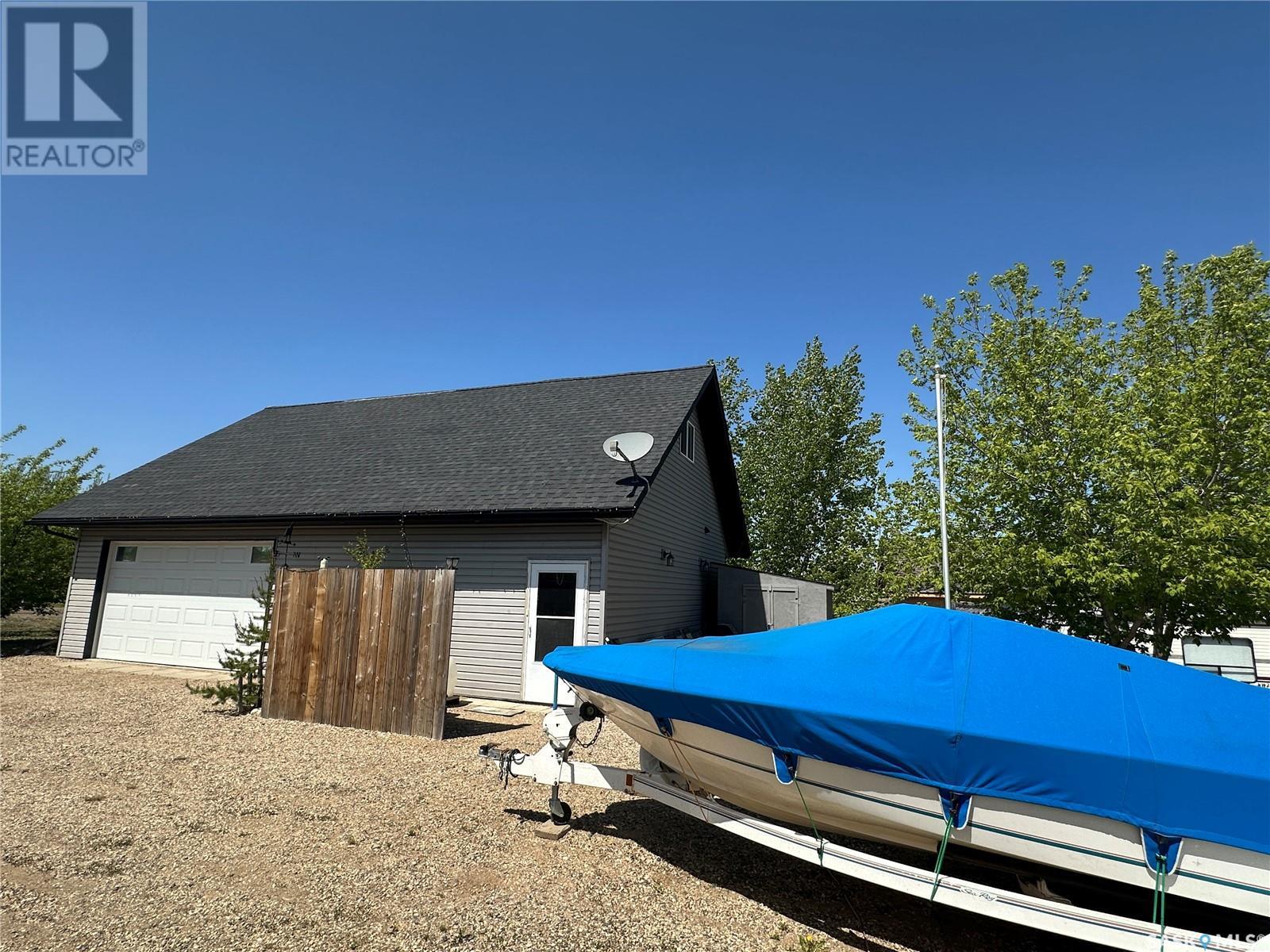 Photo 9 of 143 Lakeshore Drive, Three Lakes Rm No 400 SK