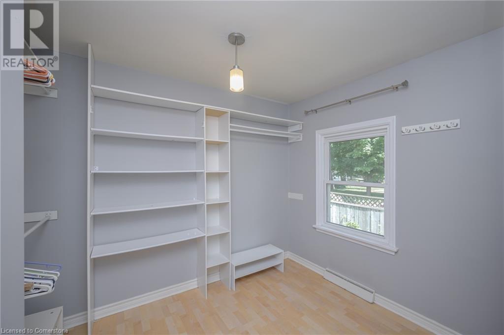 Photo 16 of 374 Spruce Street, Oakville ON
