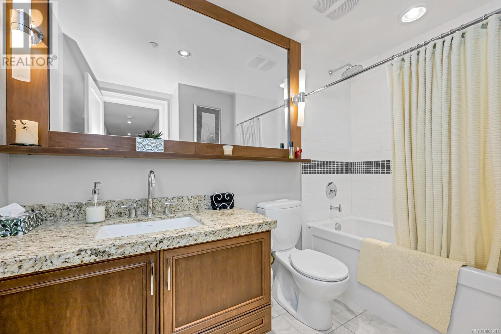 Photo 3 of 802 1400 Lynburne Pl, Langford BC