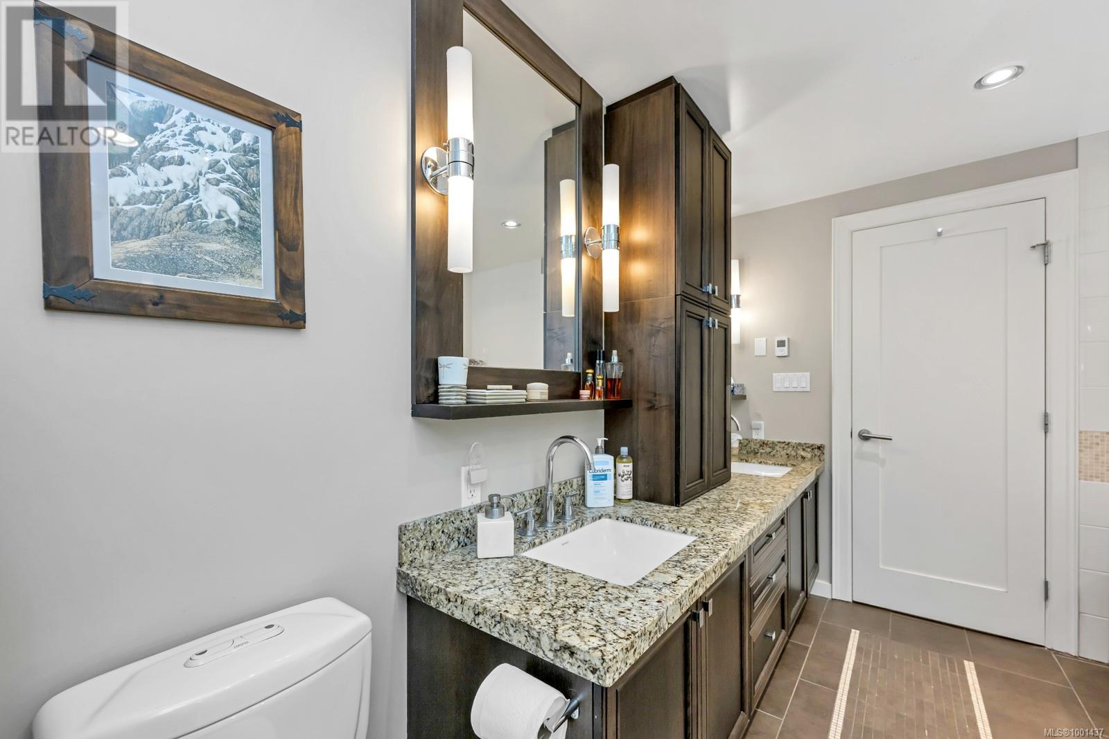 Photo 30 of 802 1400 Lynburne Pl, Langford BC