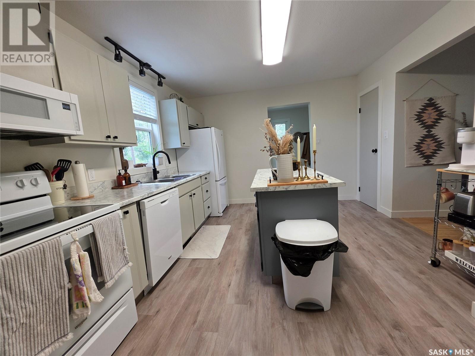 Single Family House for Sale in  North Railway STREET E Swift Current 