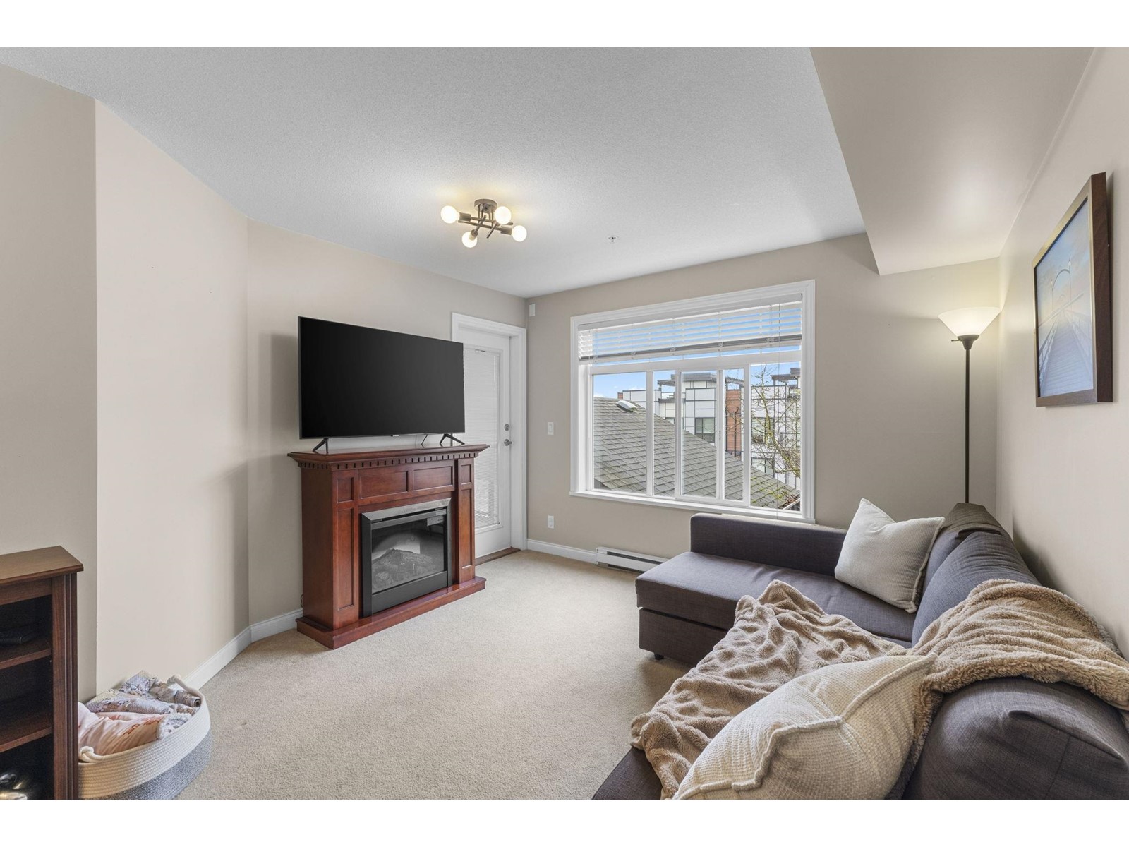 Photo 3 of 320 5516 198 Street, Langley BC
