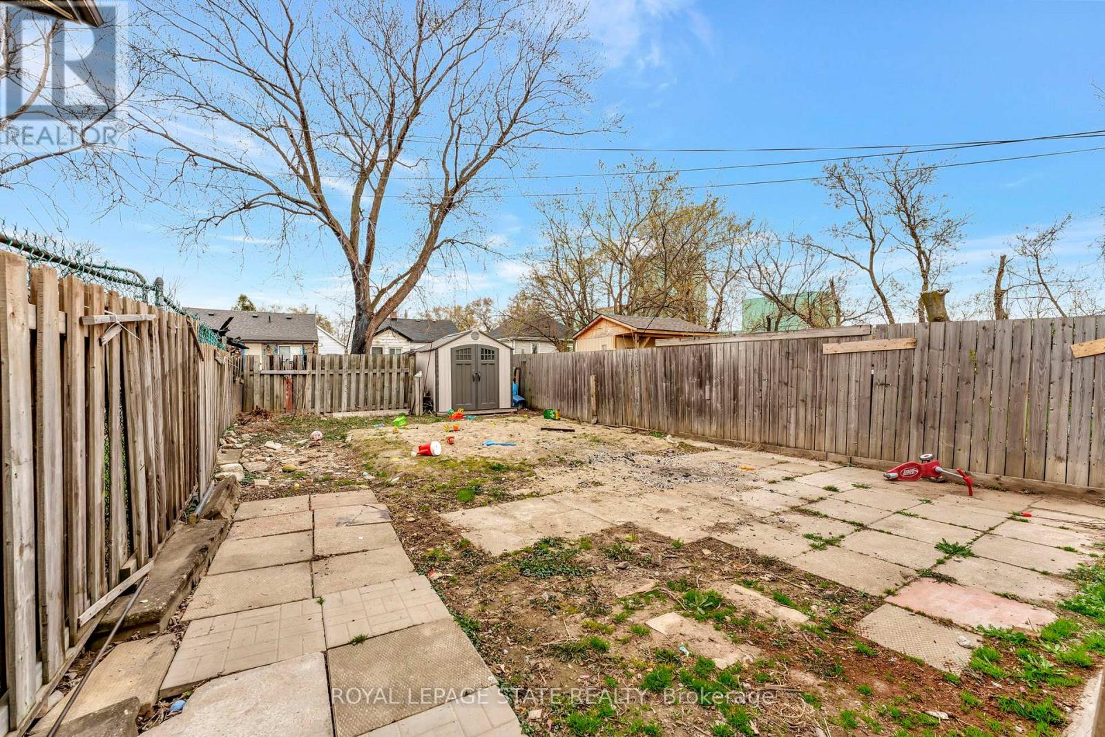 Photo 10 of 401 Strathearne Avenue, Hamilton ON