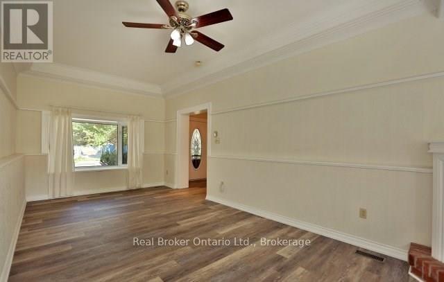 Photo 28 of 374 Spruce Street, Oakville ON