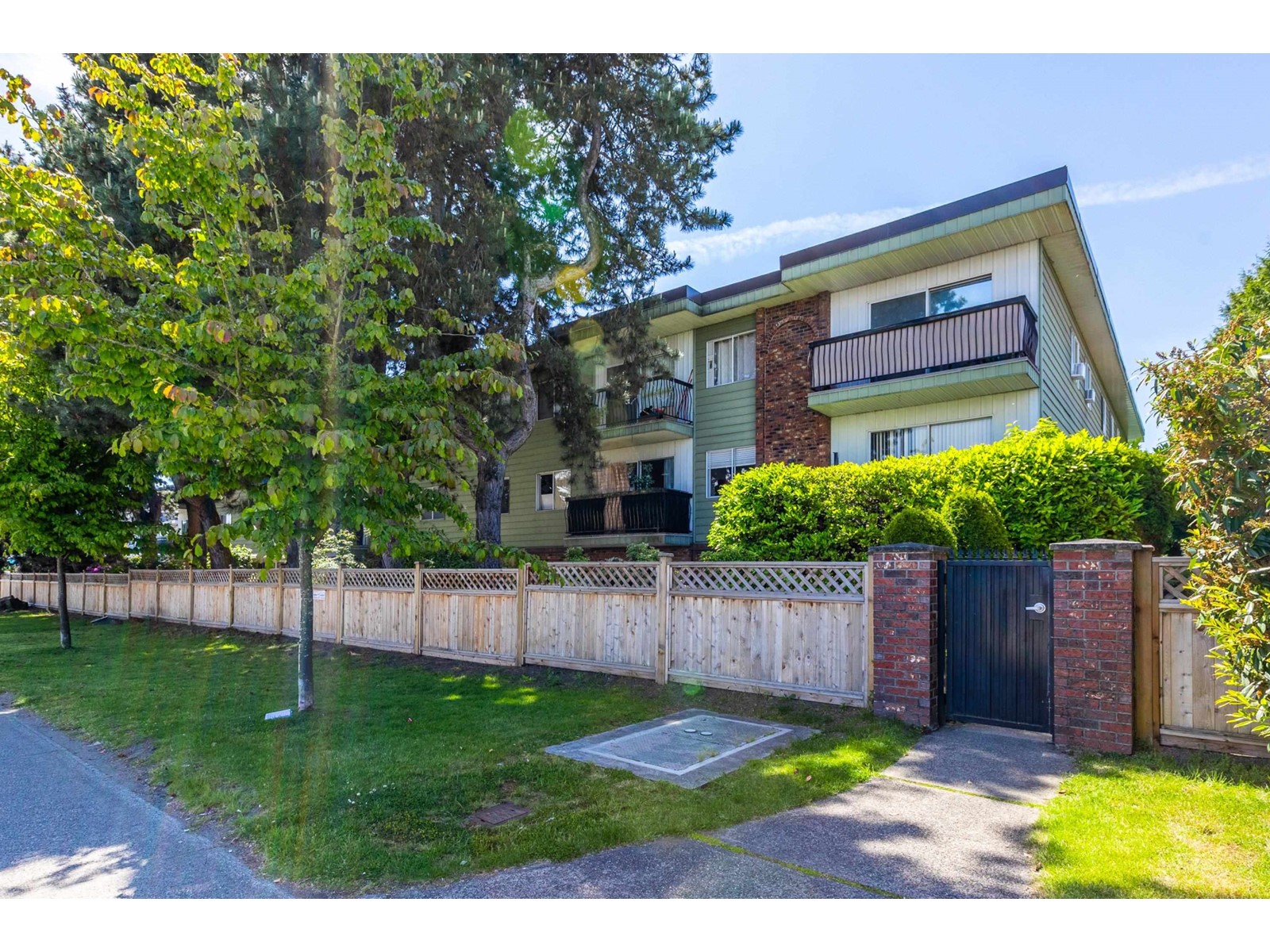 221A 8635 120 STREET, Delta