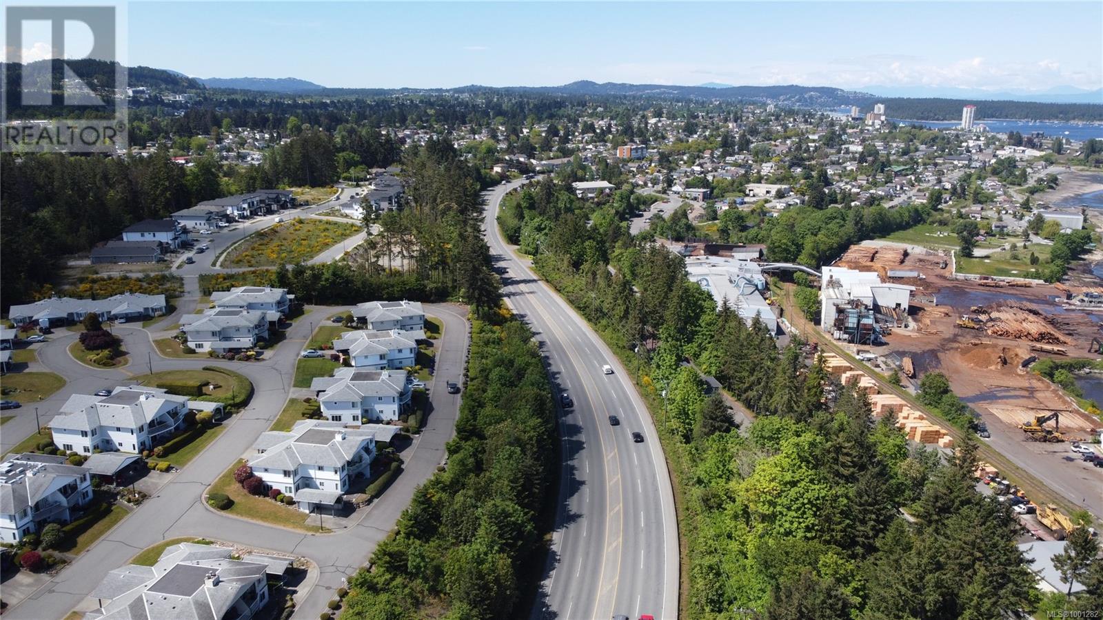 Photo 7 of 951 Haliburton St, Nanaimo BC