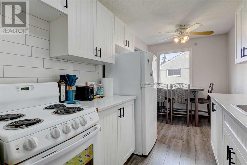 Photo 6 of 10204 106 Avenue, Grande Prairie AB
