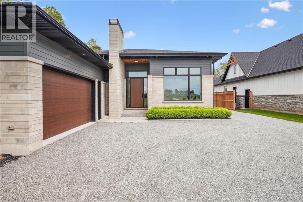 Photo 13 of 1613 G Lookout Street, Pelham ON