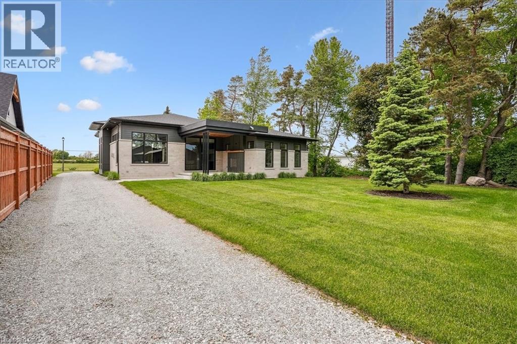 Photo 36 of 1613 G Lookout Street, Pelham ON