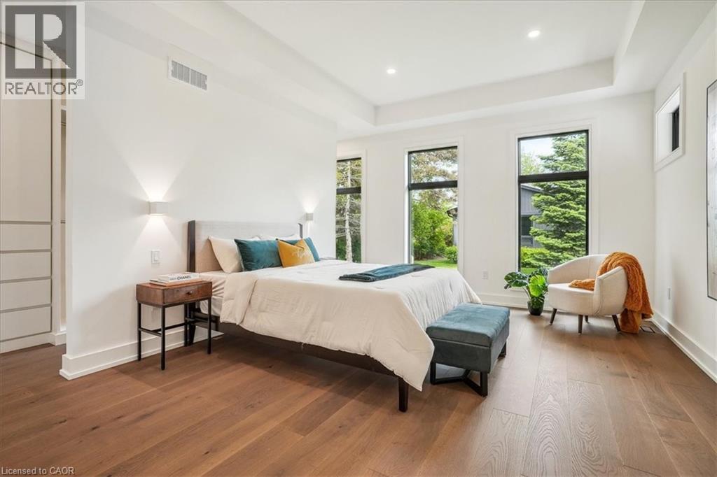 Photo 6 of 1613 G Lookout Street, Pelham ON