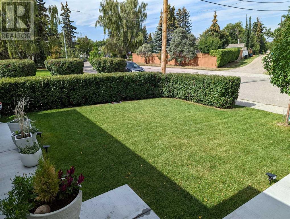Single Family House Bungalow for Sale in  Waterloo Drive SW Wildwood Calgary 