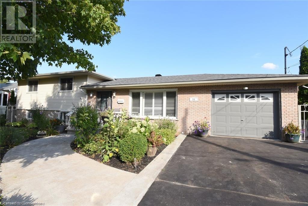 Photo 4 of 54 Chester Road, Hamilton ON
