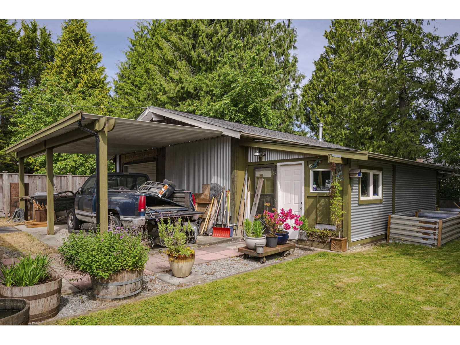 Photo 32 of 26967 28 Avenue, Langley BC