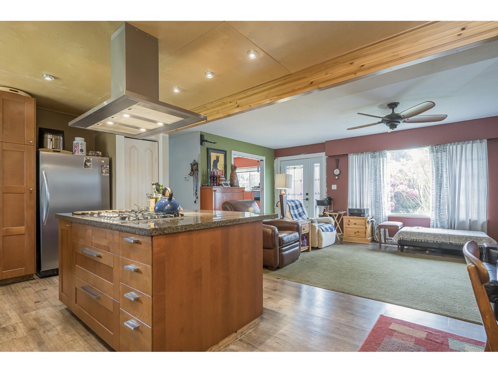 Photo 17 of 26967 28 Avenue, Langley BC