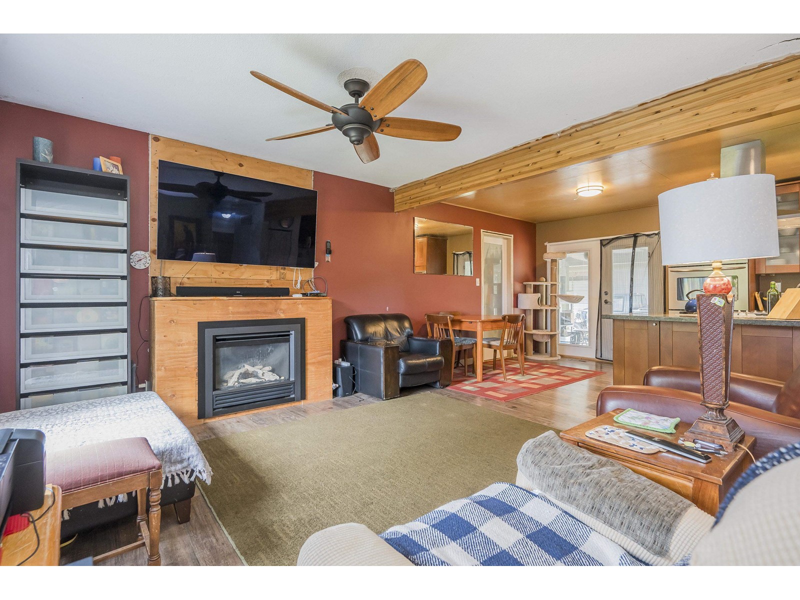 Photo 10 of 26967 28 Avenue, Langley BC