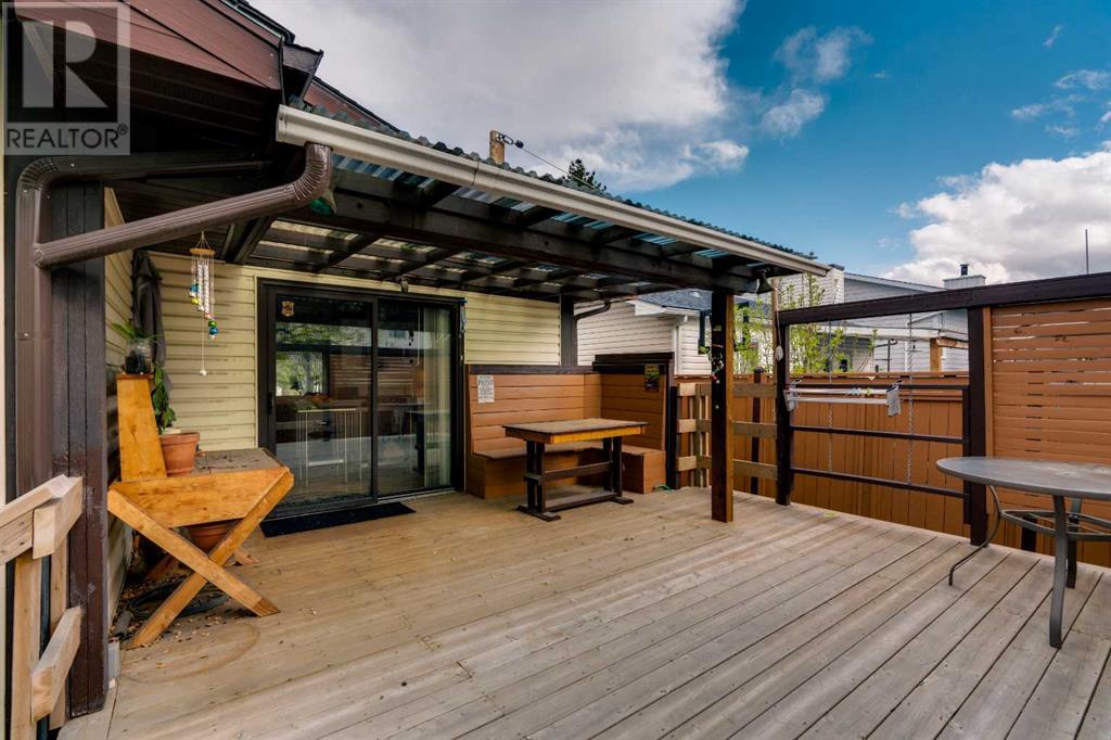 Single Family House Bungalow for Sale in  Woodbine Boulevard SW Woodbine Calgary 