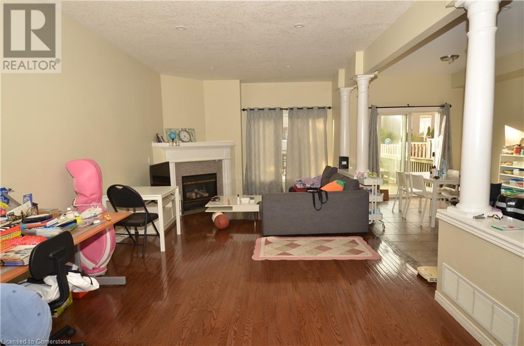 Photo 18 of 524 Stonehenge Drive, Ancaster ON