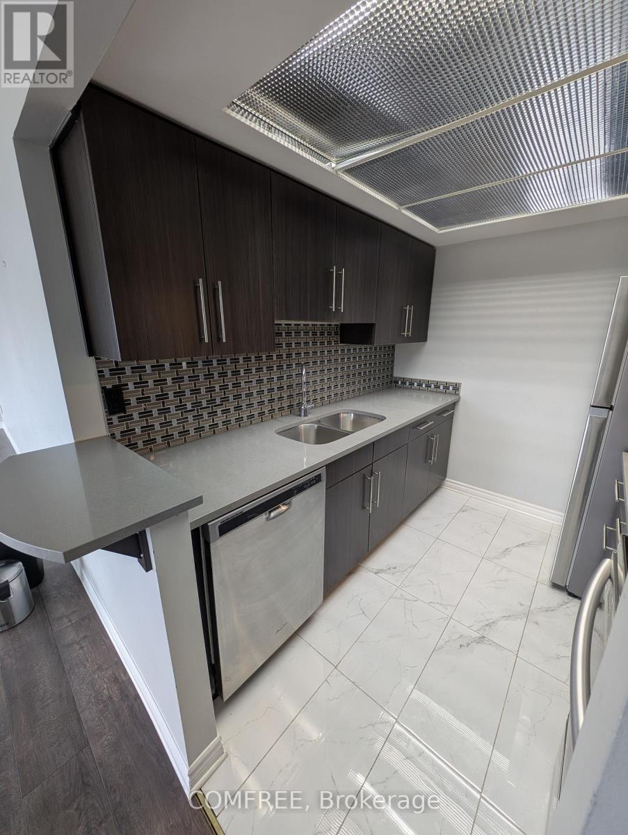 Photo 4 of 701 165 Ontario Street, Kingston ON