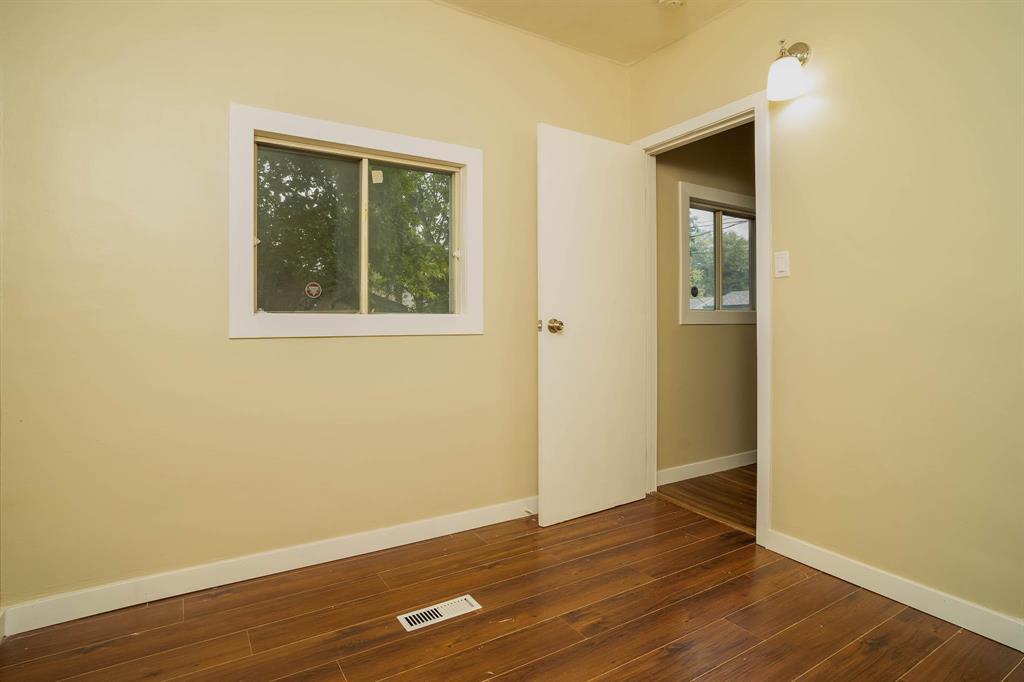 Photo 1 of 601 Alverstone Street, Winnipeg MB