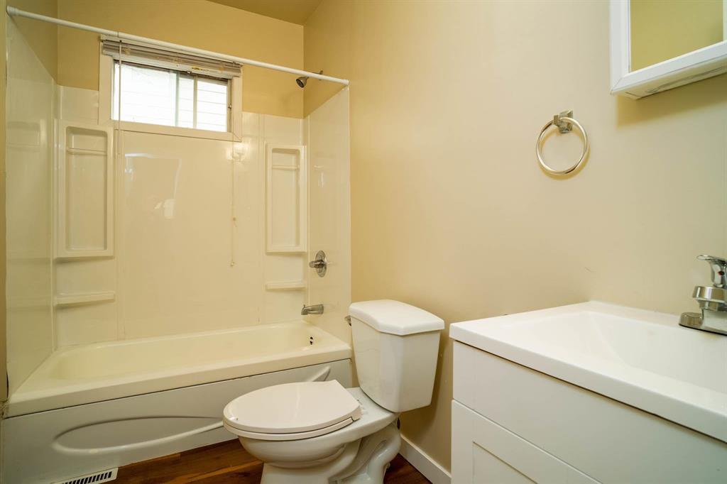 Photo 7 of 601 Alverstone Street, Winnipeg MB