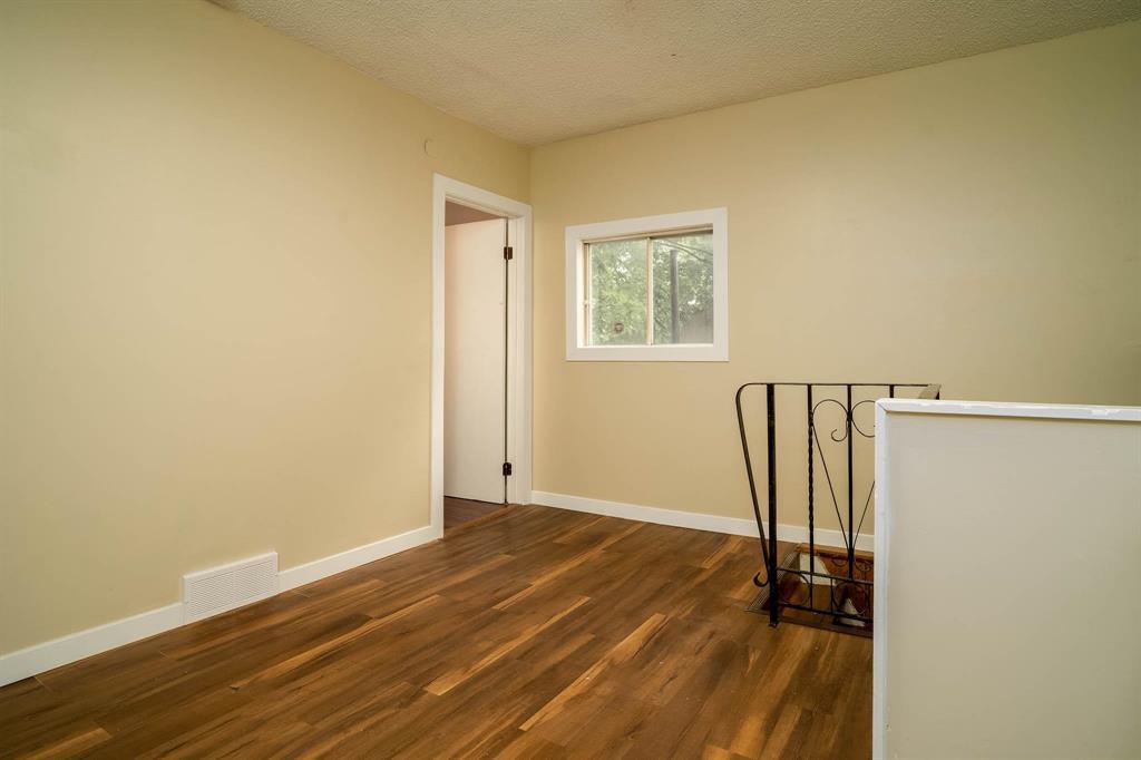 Photo 4 of 601 Alverstone Street, Winnipeg MB